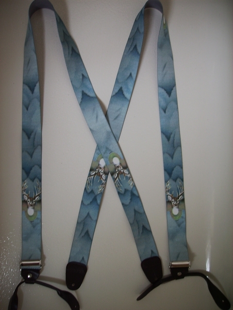 BUTTON-ON DEER Suspenders 1 1/2 inches wide and 48 inches long. UB120N48WLD1